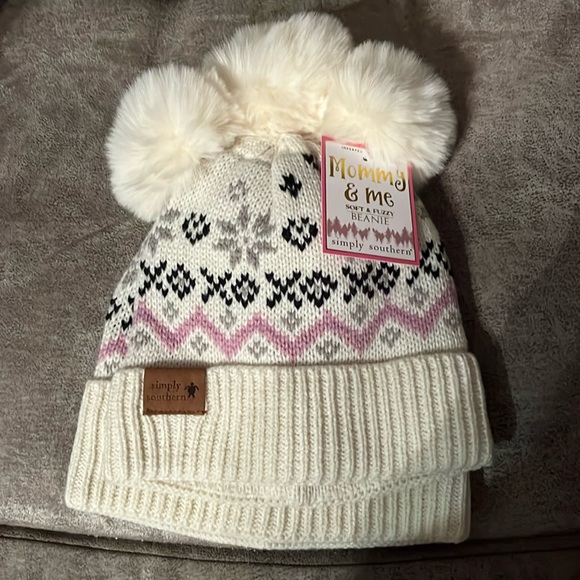 Simply Southern Accessories - Simply Southern Mommy & Me Soft & Fuzzy Beanie New with Tags